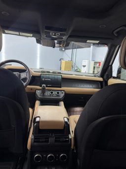 
										Land Rover Defender 2025 p252 V8 edition full									