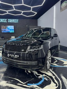 
										Land Rover Range Rover 2023 – P530 V8 full									