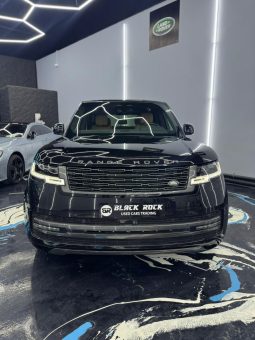 Land Rover Range Rover 2023 – P530 V8