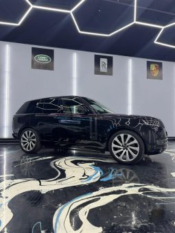 
										Land Rover Range Rover 2023 – P530 V8 full									