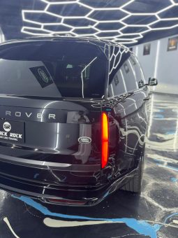 
										Land Rover Range Rover 2023 – P530 V8 full									