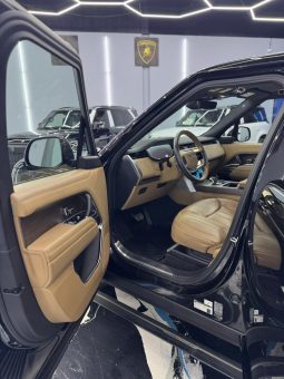 
										Land Rover Range Rover 2023 – P530 V8 full									