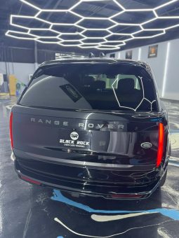 
										Land Rover Range Rover 2023 – P530 V8 full									