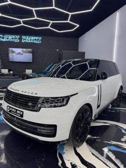 
										Land Rover Range Rover 2023 – P530 V8 full									