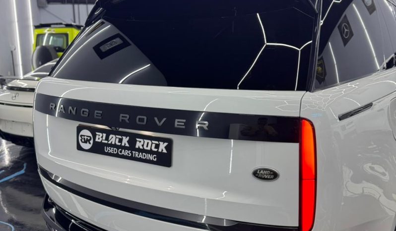 
								Land Rover Range Rover 2023 – P530 V8 full									
