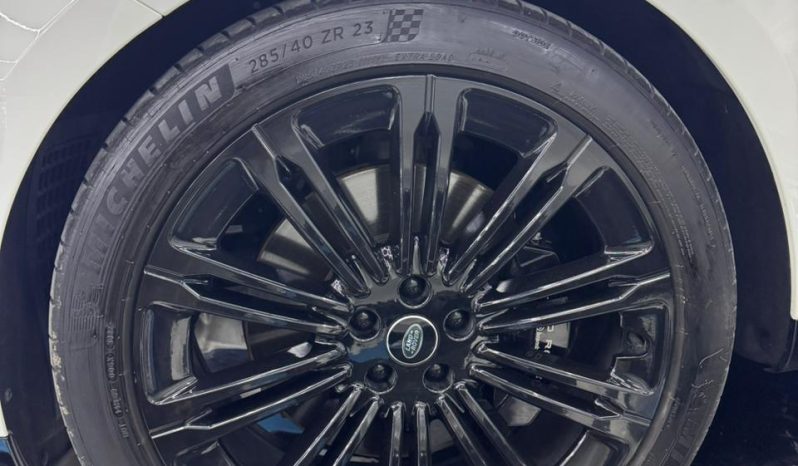 
								Land Rover Range Rover 2023 – P530 V8 full									
