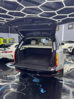 
										Land Rover Range Rover 2023 – P530 V8 full									