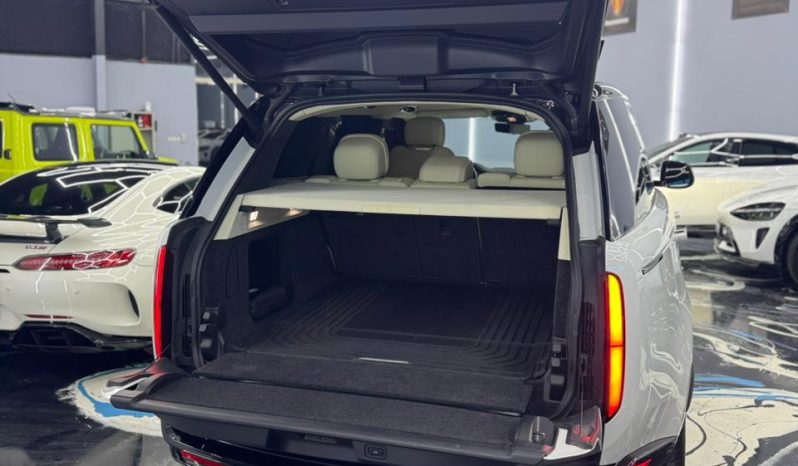 
								Land Rover Range Rover 2023 – P530 V8 full									